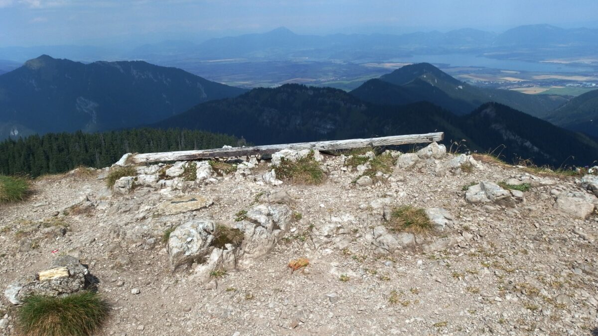 Vrchol Krakovej hole v Nízkych Tatrách