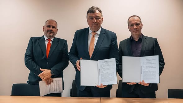 Liptovský Mikuláš a ŽSR podpísali memorandum o spolupráci